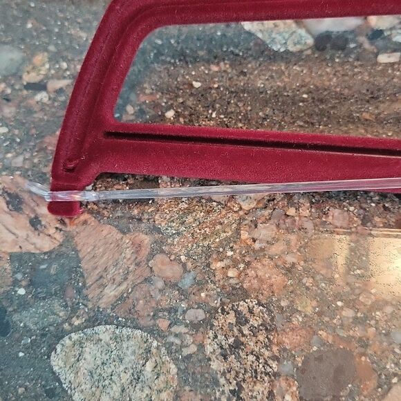 GUCCI red velvet hanger - Picture 3 of 6